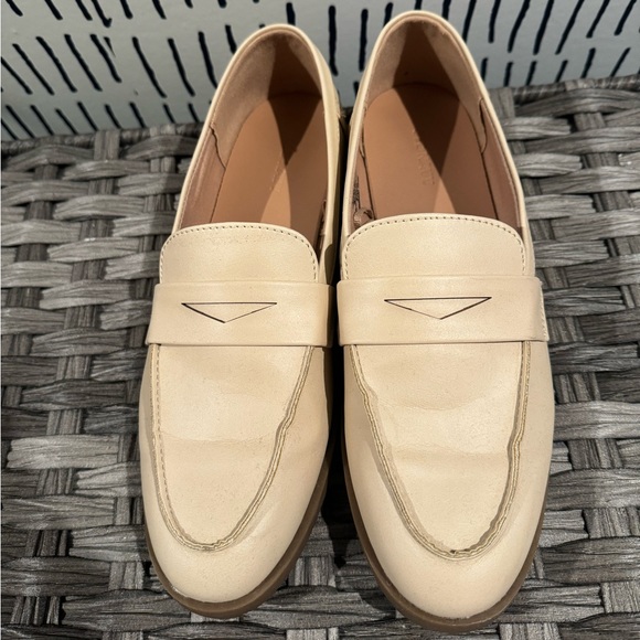 Old Navy Faux-Leather Penny Loafer Shoes - Picture 2 of 4